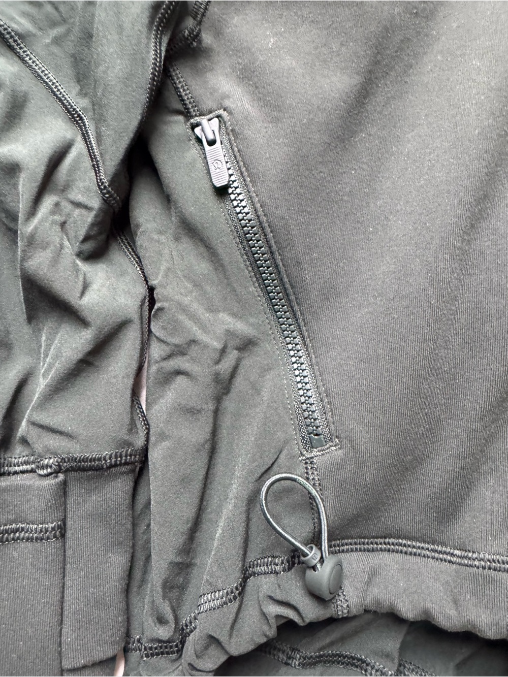 Lululemon Define Relaxed Fit Jacket in Rainforest Green, size 6 - Picture 2 of 11